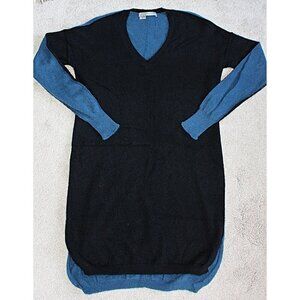 360 Cashmere - 100% Cashmere Colorblock V-Neck Sweater Dress Black + Blue, Sml